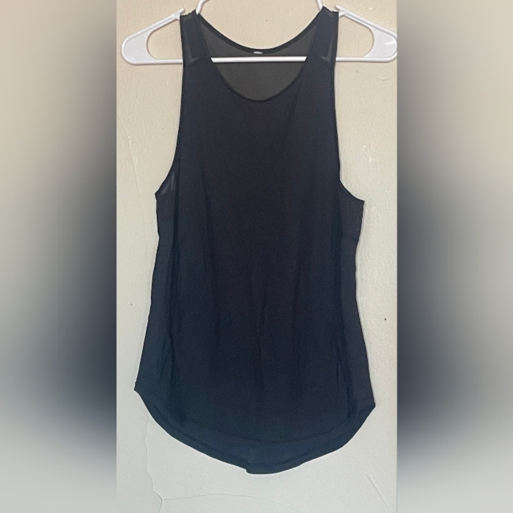 Lululemon Sculpt Tank II Size 4 Black Featherweight Mesh Detail